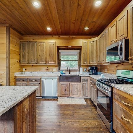 Whispering Woods Villa Blue Ridge Bagian luar foto