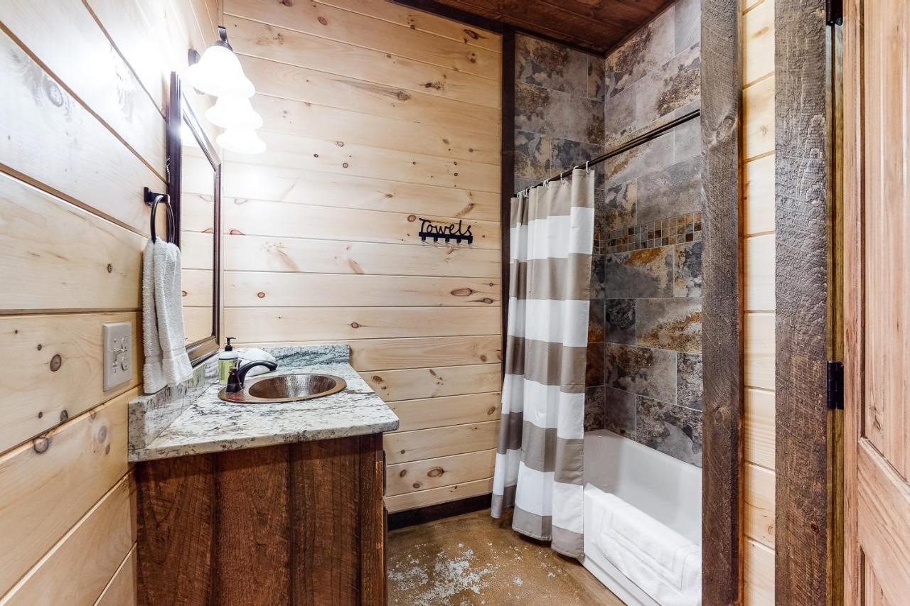 Whispering Woods Villa Blue Ridge Bagian luar foto